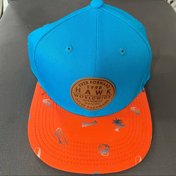 BNWT Tony Hawk Adjustable Fit Hat with Leather Decal Patch - Picture 3 of 7